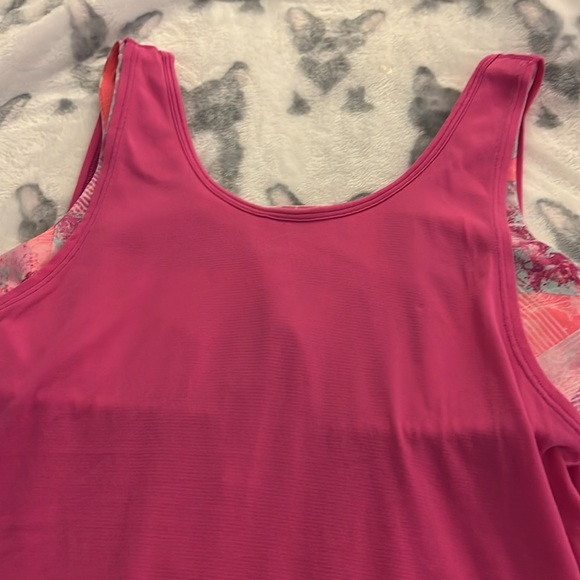 Ivivva tank with built in bra. Size 14 - Picture 2 of 9